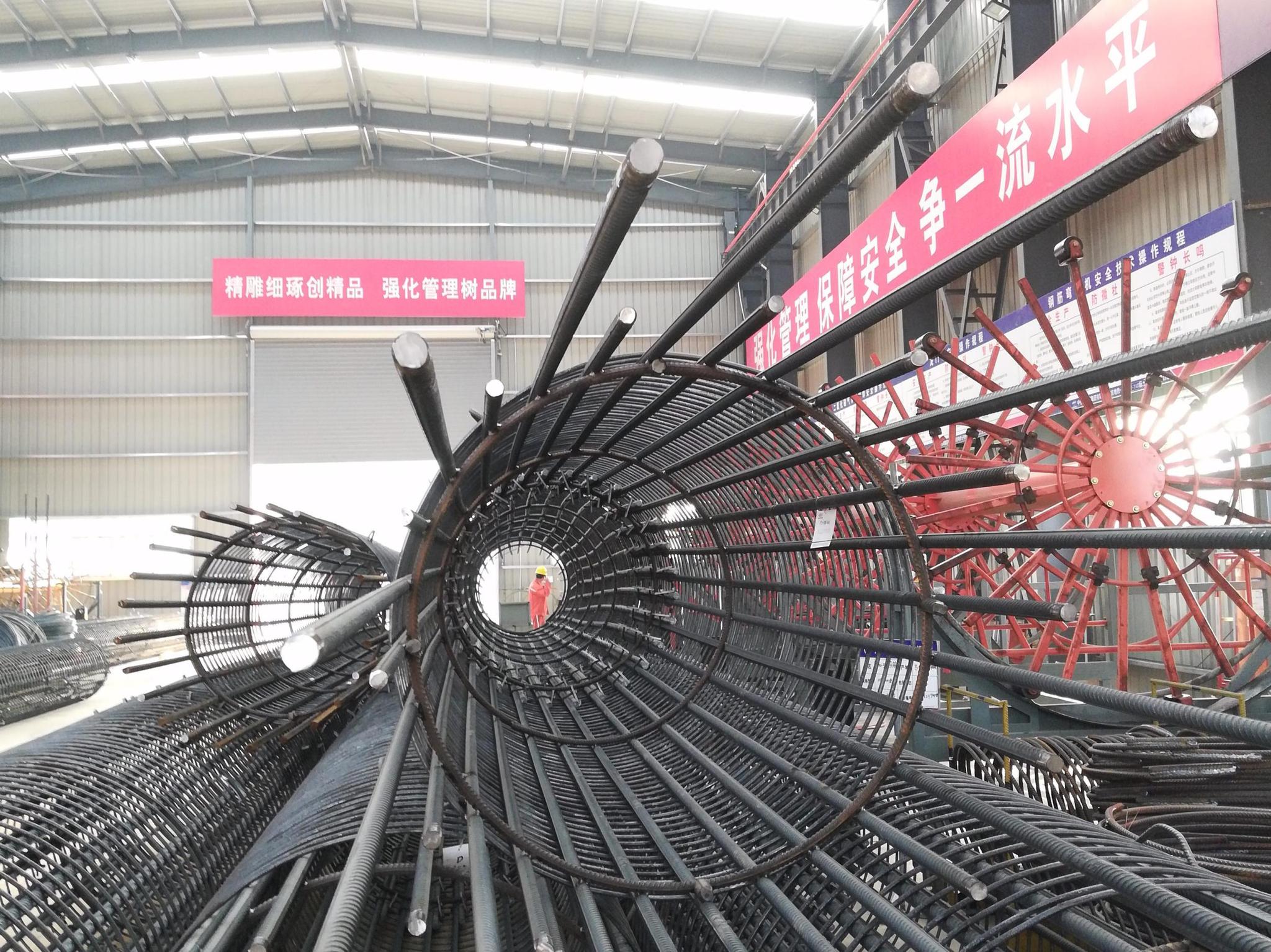 中甘特稿公发筑路畅行陇原(图1)